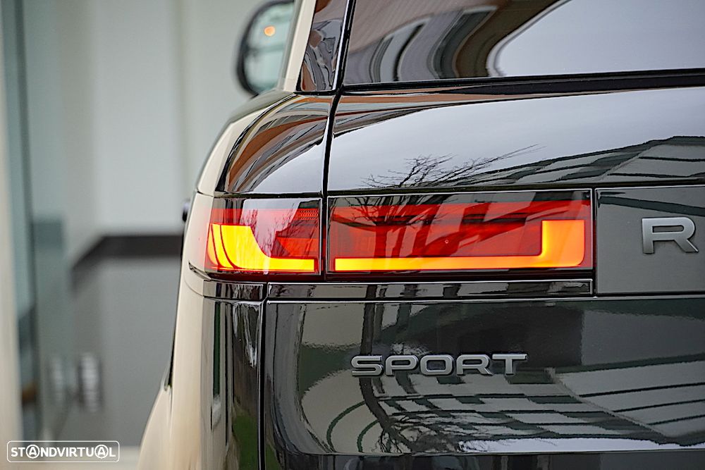 Land Rover Range Rover Sport 3.0 P460e Dynamic SE - 16