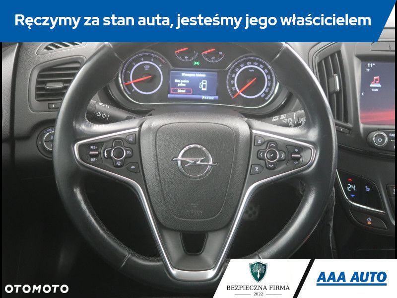 Opel Insignia - 16