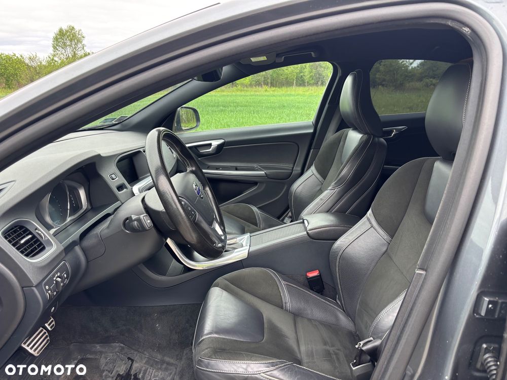 Volvo S60 T5 Drive-E R-Design Summum - 8