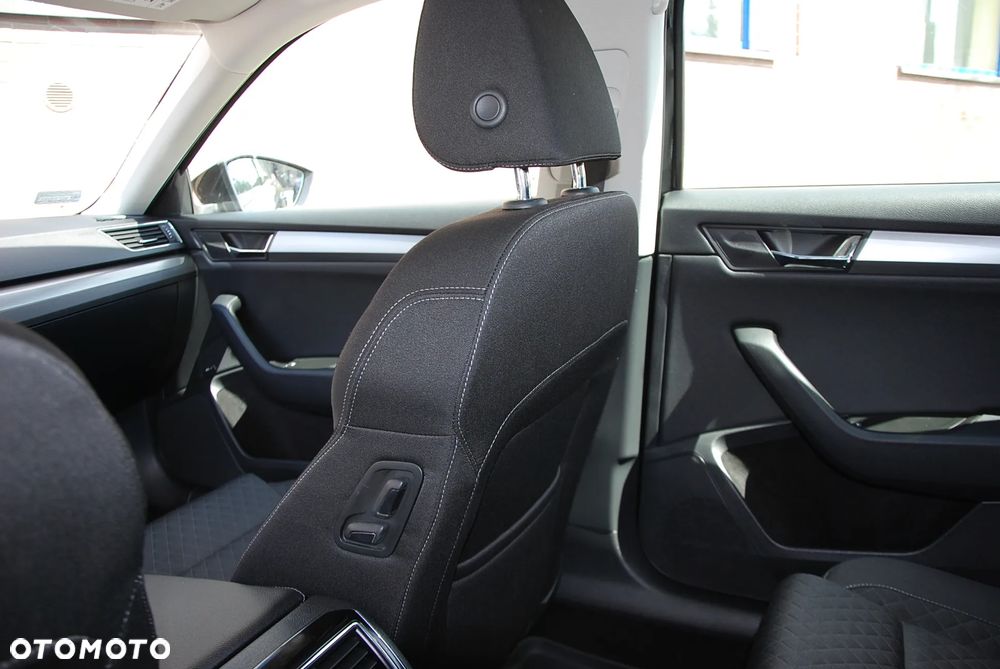 Skoda Superb 1.5 TSI Style DSG - 15