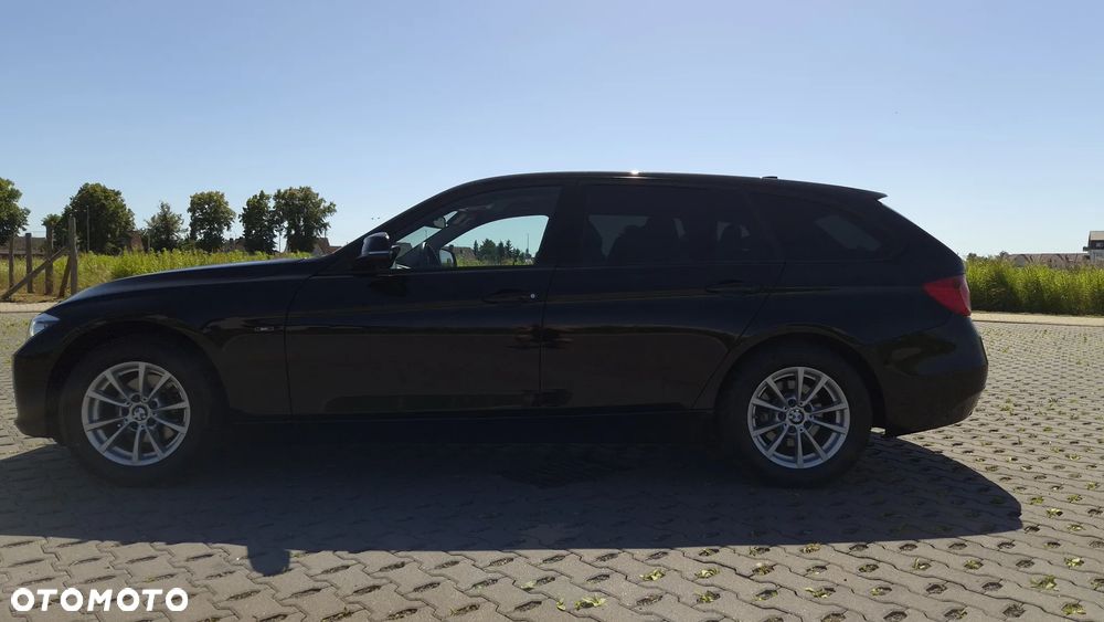 BMW Seria 3 318d - 17