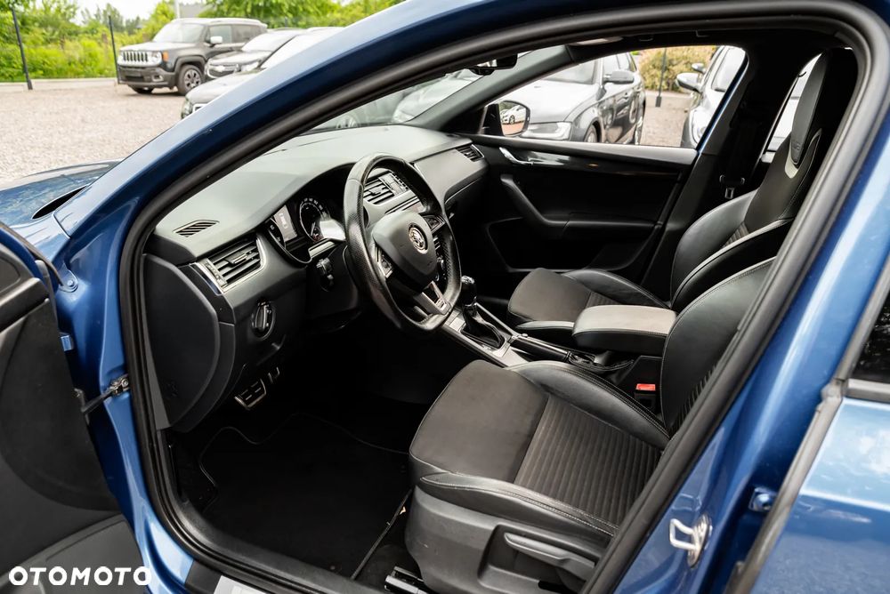 Skoda Octavia 2.0 TSI (Green tec) DSG RS - 18