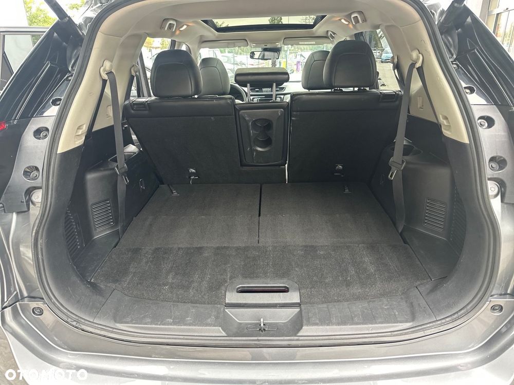 Nissan X-Trail 1.7 dCi N-Connecta 4WD Xtronic 7os - 11