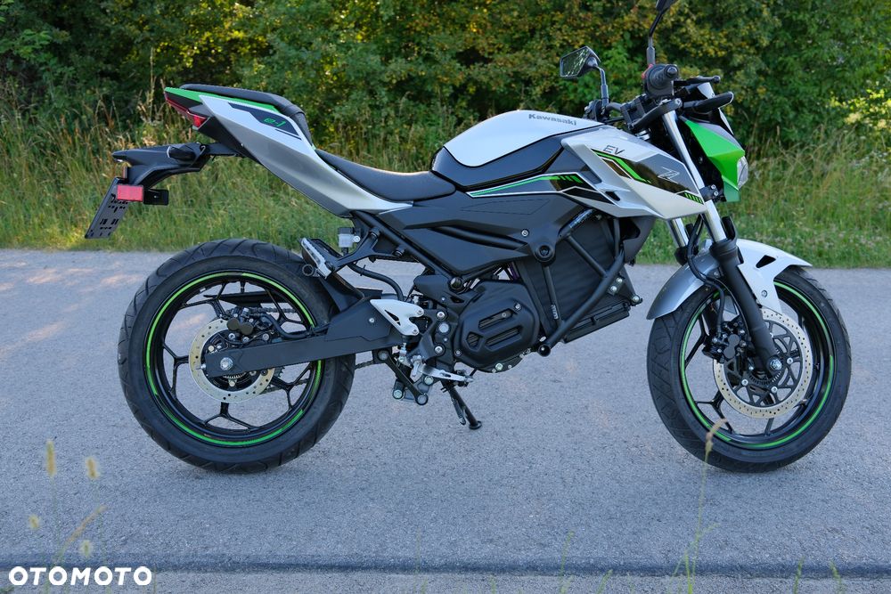 Kawasaki Z - 6