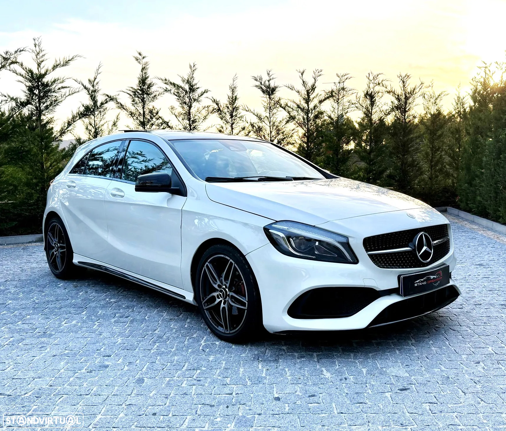 Mercedes-Benz A 180 d 7G-DCT AMG Line - 4