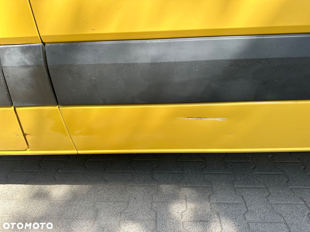 Mercedes-Benz Sprinter - 5