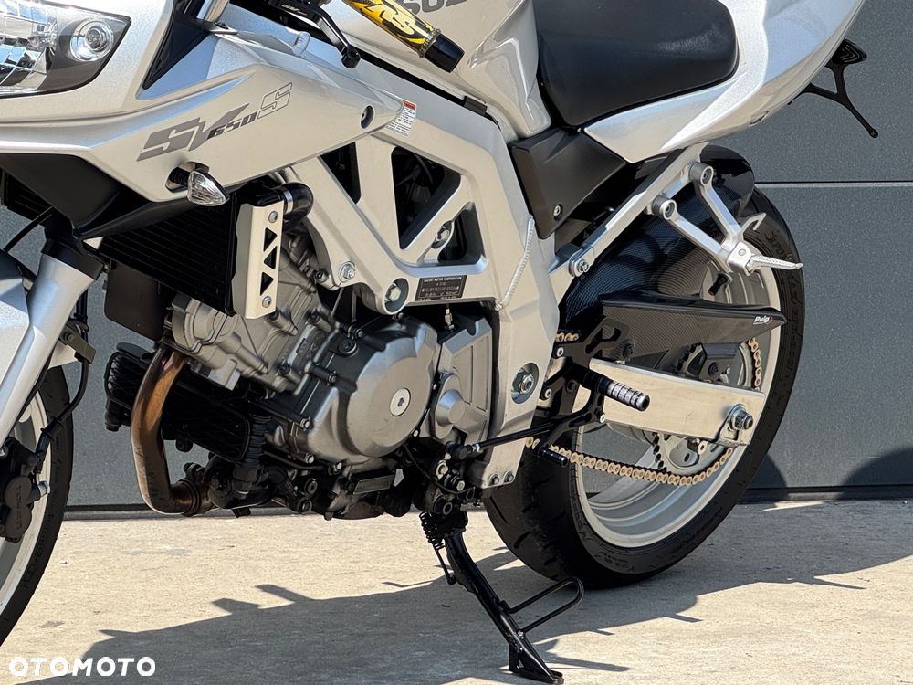 Suzuki SV - 30