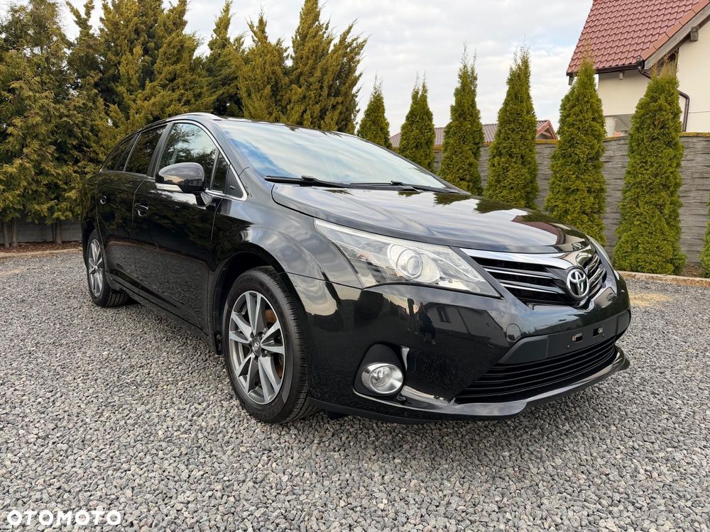 Toyota Avensis 1.8 Executive - 31