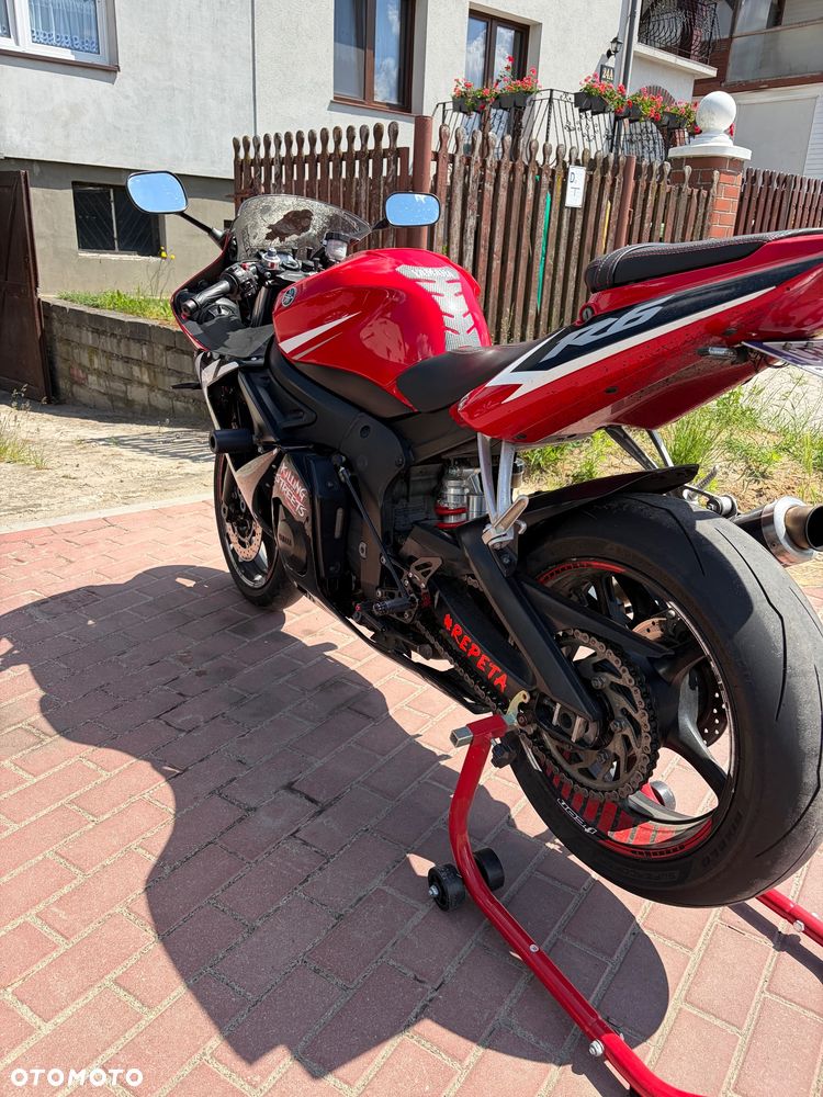 Yamaha R6 - 4