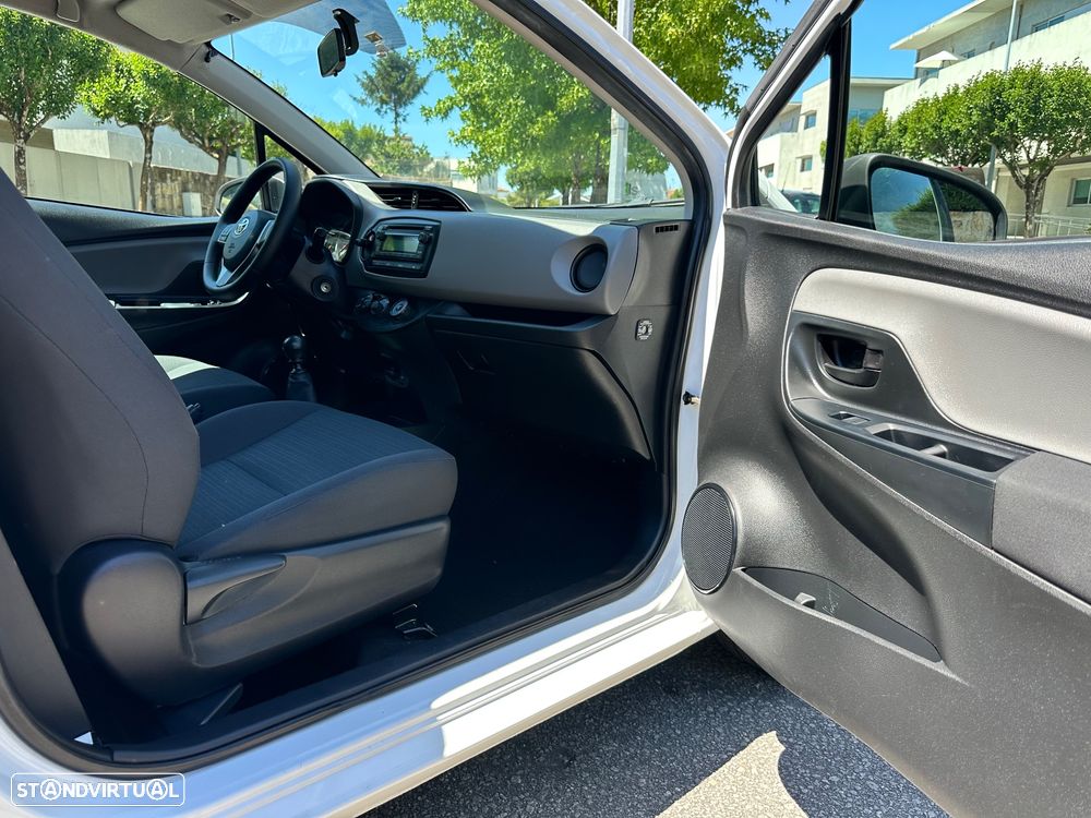 Toyota Yaris 1.4 D-4D - 21