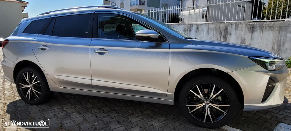 MG MG5 5 Standard Luxury - 5
