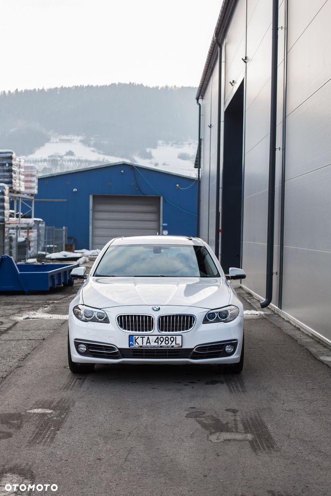 BMW Seria 5 535d xDrive Sport-Aut Luxury Line - 2