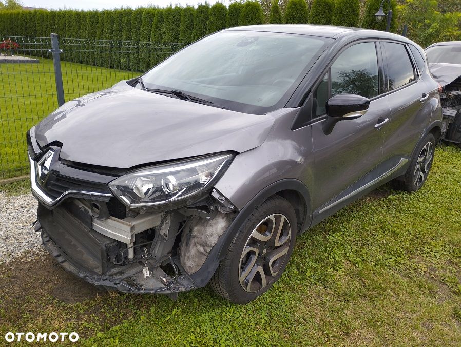 Renault Captur - 1