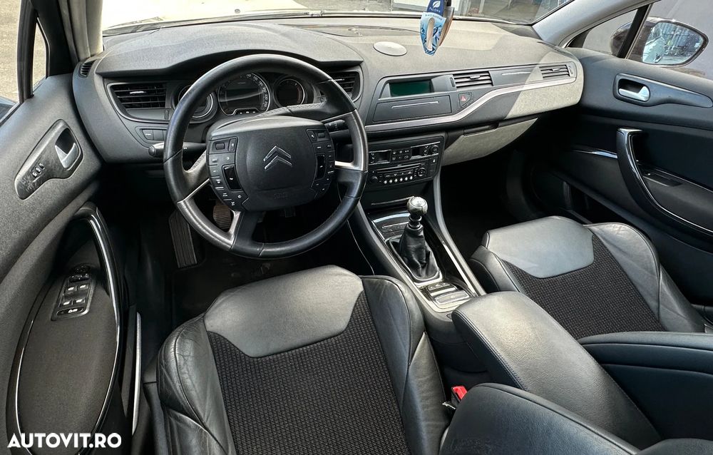 Citroën C5 2.0 HDI BVM6 H3+ Exclusive - 8