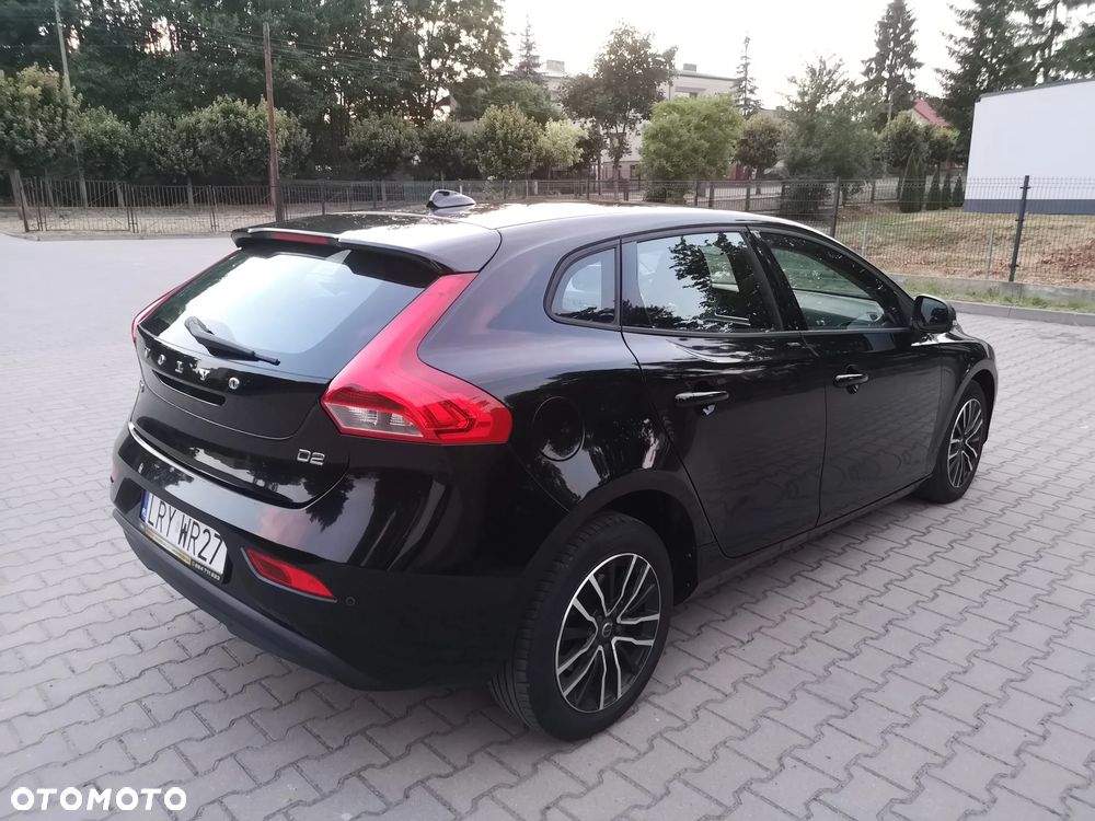 Volvo V40 D2 Momentum - 32