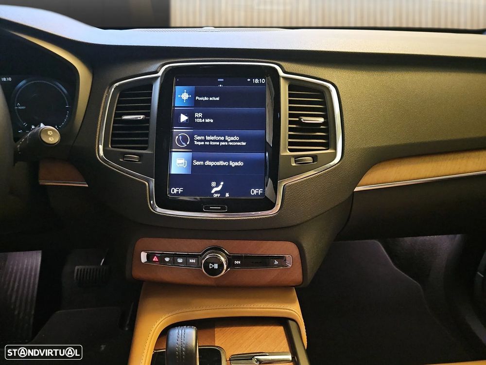 Volvo XC 90 - 9