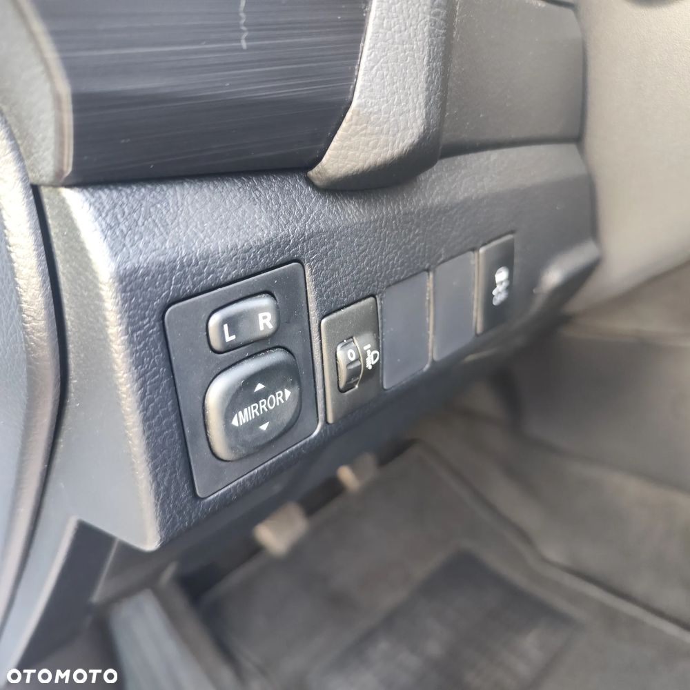 Toyota Auris - 13