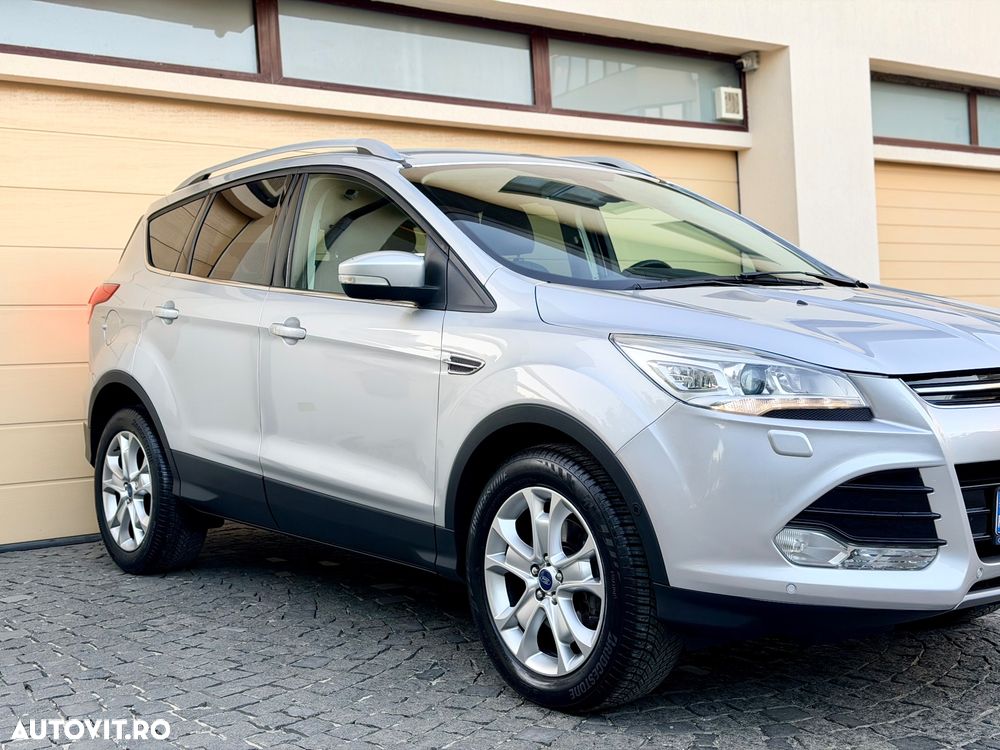 Ford Kuga 2.0 TDCi Powershift 4WD Titanium - 18