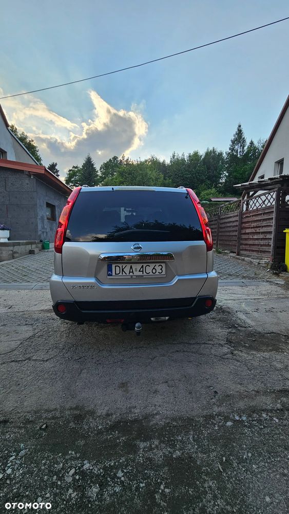 Nissan X-Trail 2.0 dCi 4x4 DPF SE - 2