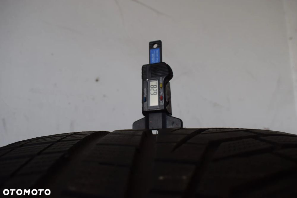 R23 295/35 Hankook Winter i*cept evo 2 SUV - 4