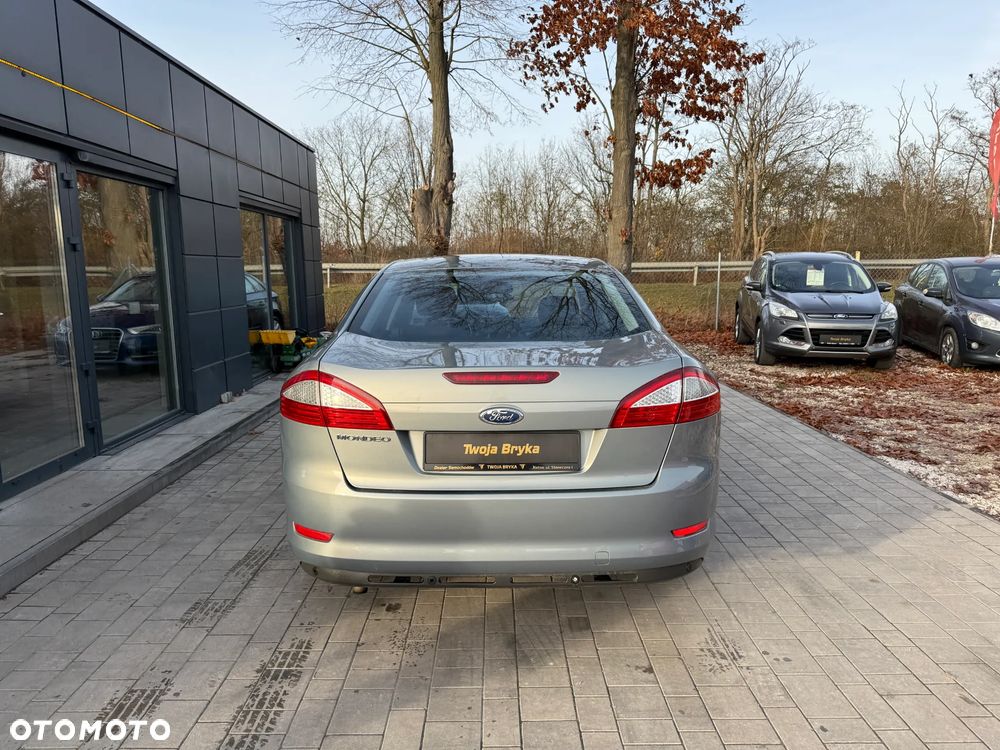 Ford Mondeo 2.0 Viva Titanium - 14
