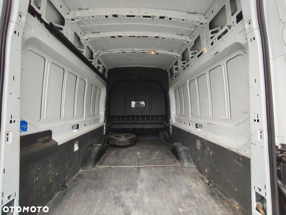 Ford Transit - 8