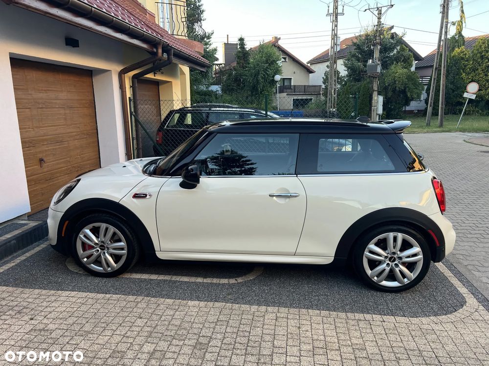 MINI Cooper John Works - 5