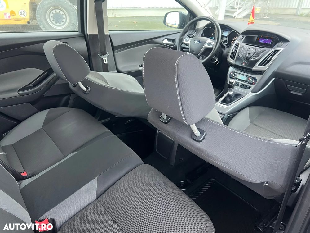 Ford Focus 1.6 TDCI 90 CP Trend - 13