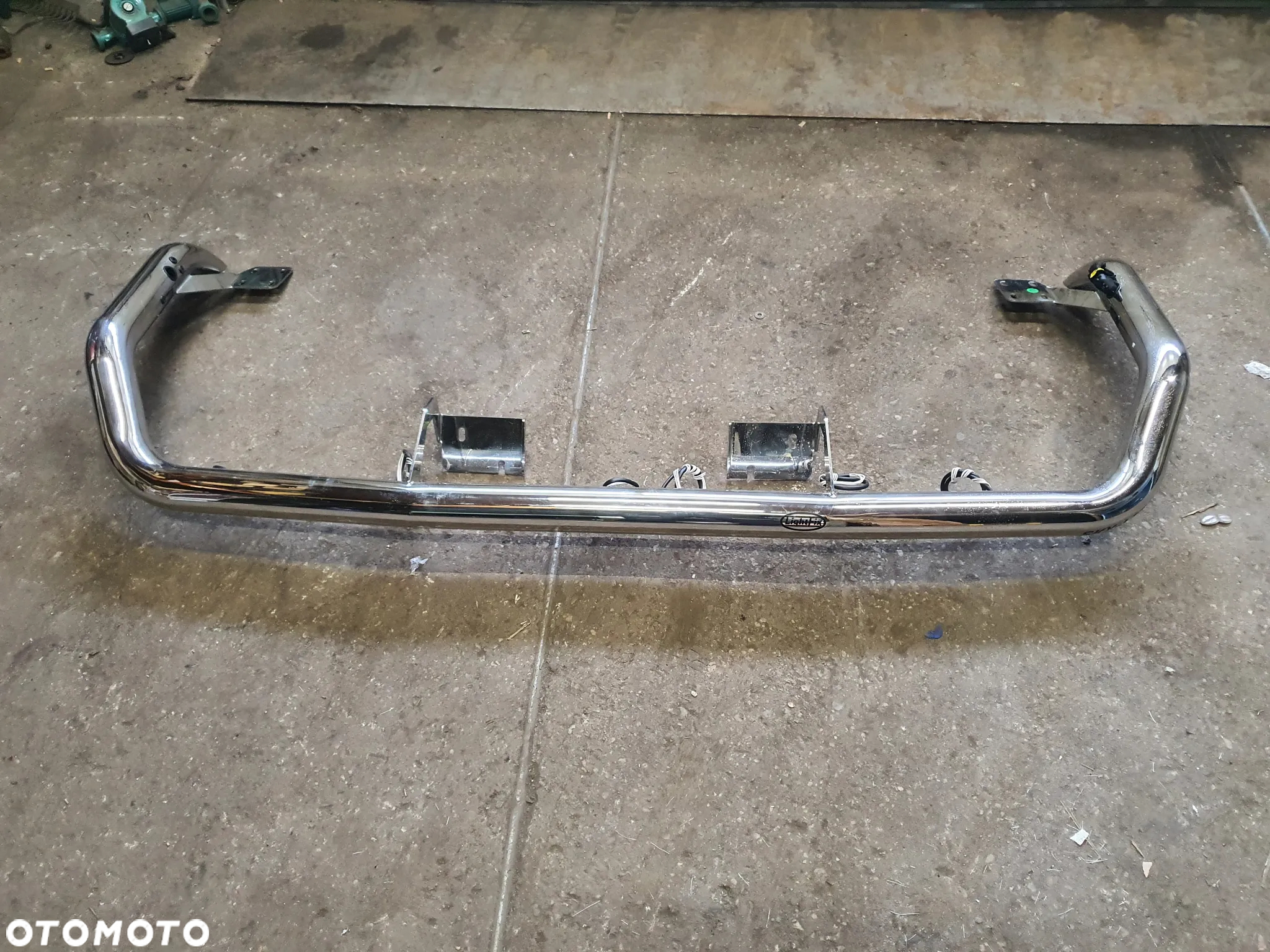 Rura orurowanie dachu Sky-Light Volvo FH4 LightFix 23704-9 - 2