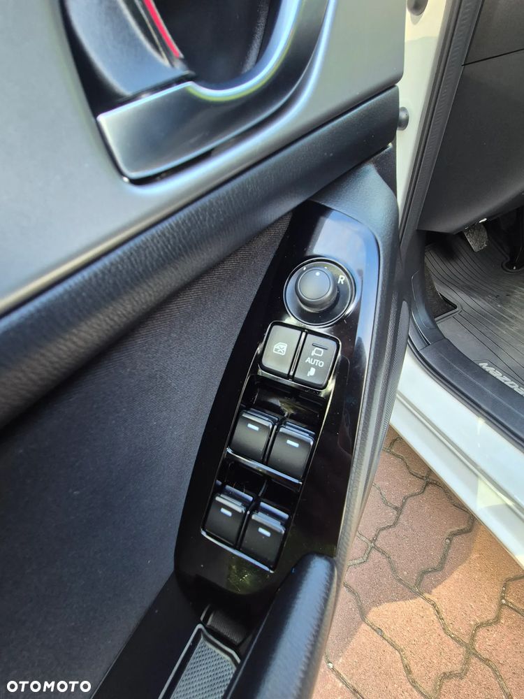 Mazda 3 2.0 Skyenergy - 11