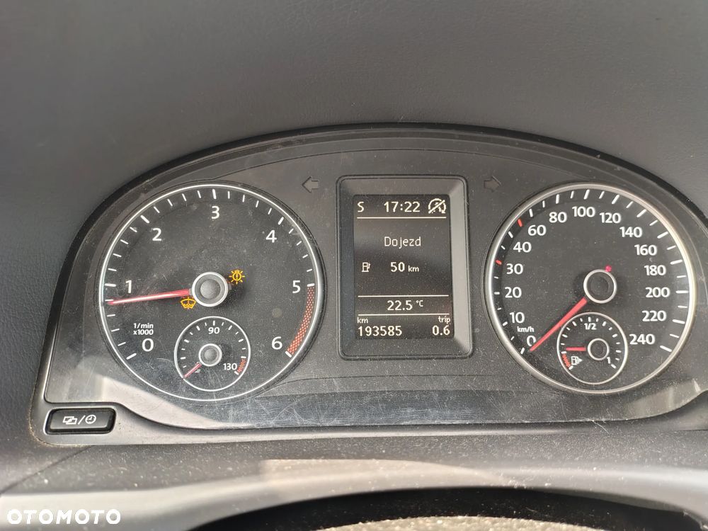 Volkswagen Touran 2.0 TDI DPF BlueMotion Technology Life - 22