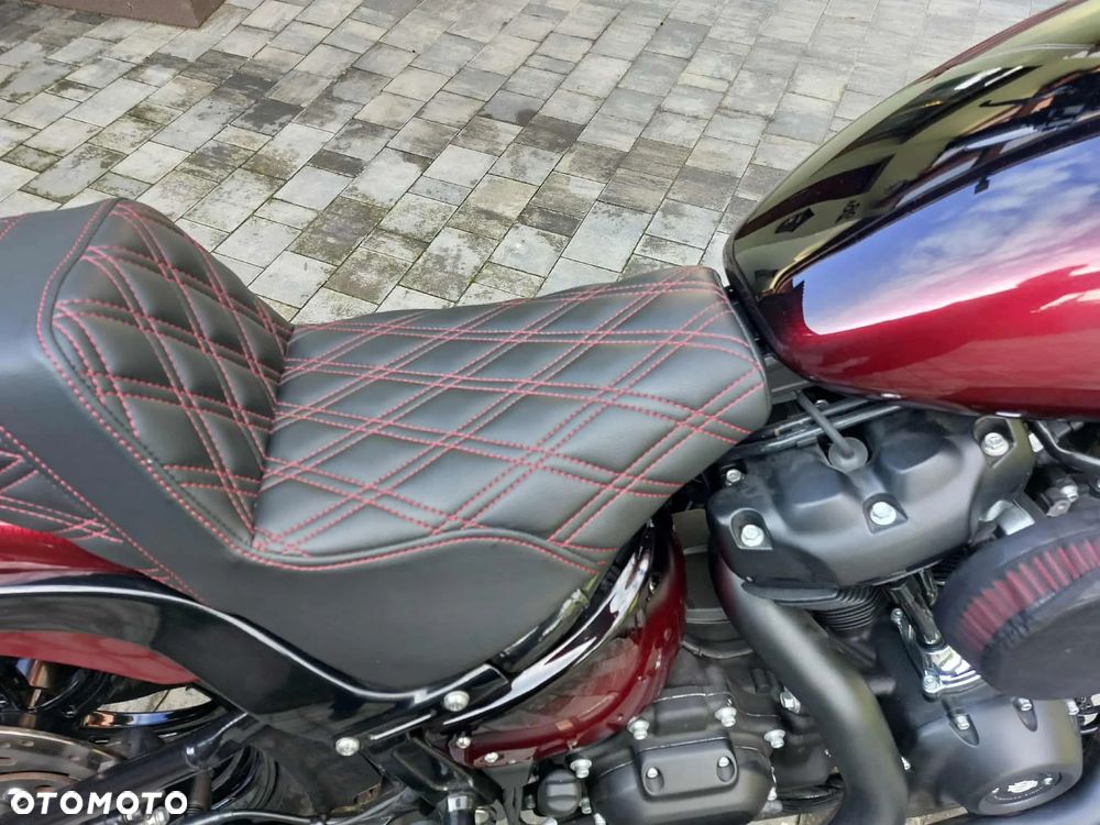 Harley-Davidson Softail Street Bob - 18