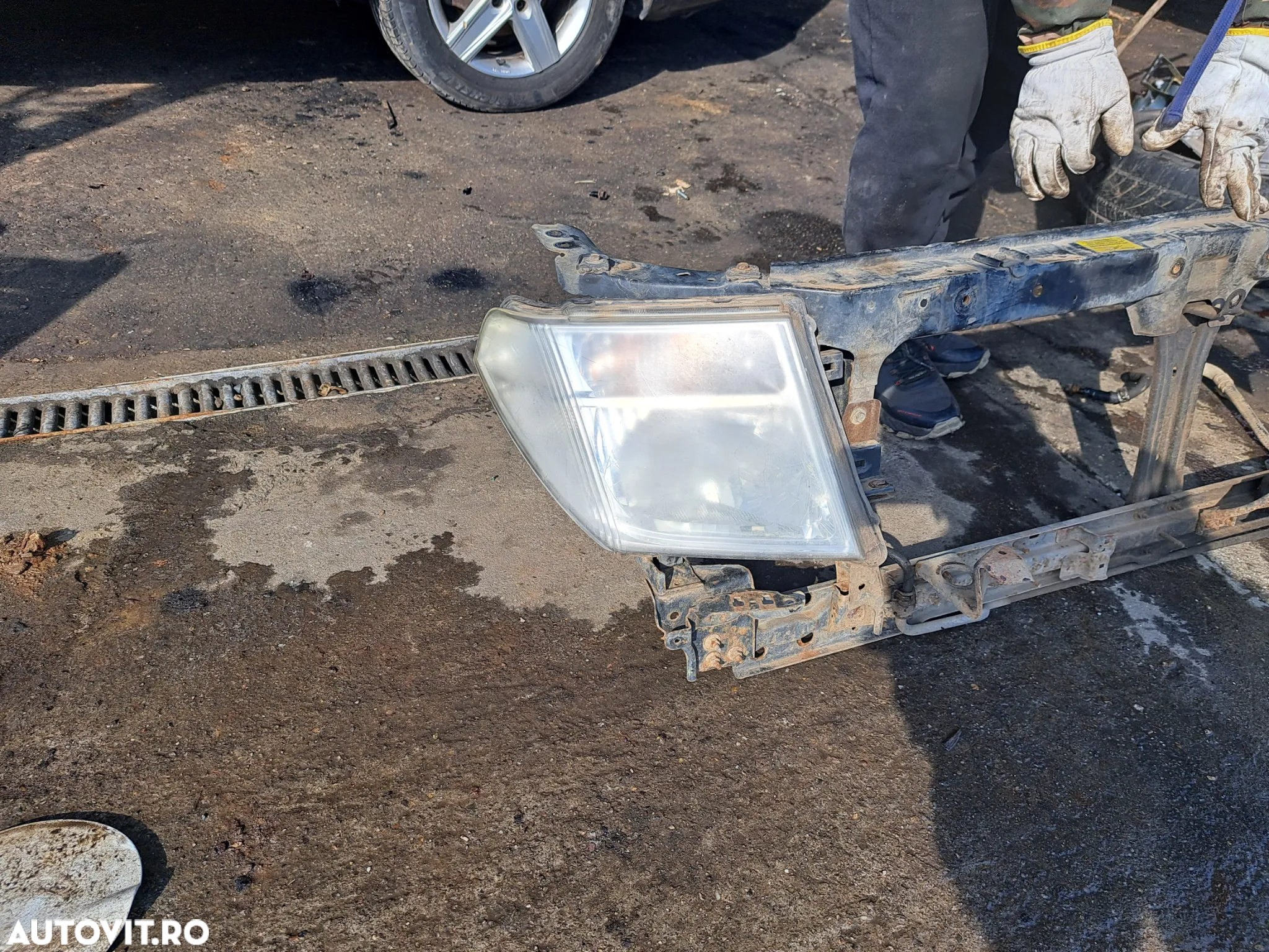 Trager armatura bara fata, Far stanga dreapta Nissan Navara D40 Pathfinder 2.5d 2005-2010 - 4