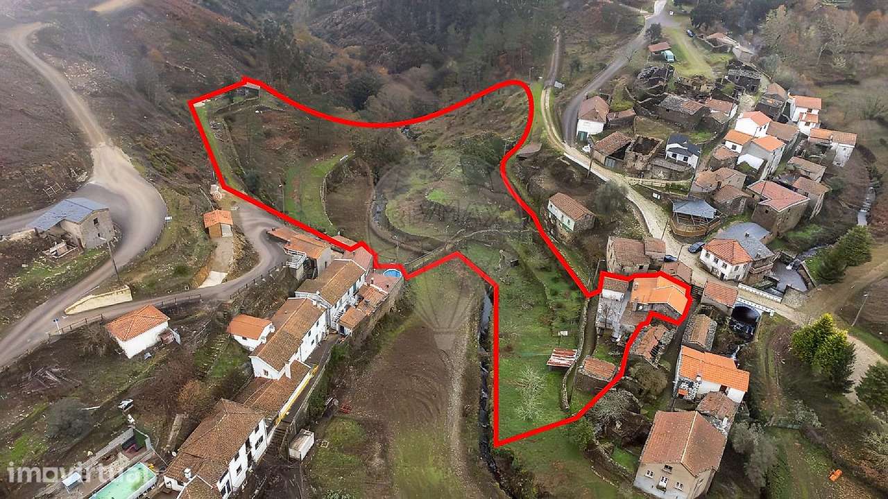 Moradia T2 para venda - Grande imagem: 2/32