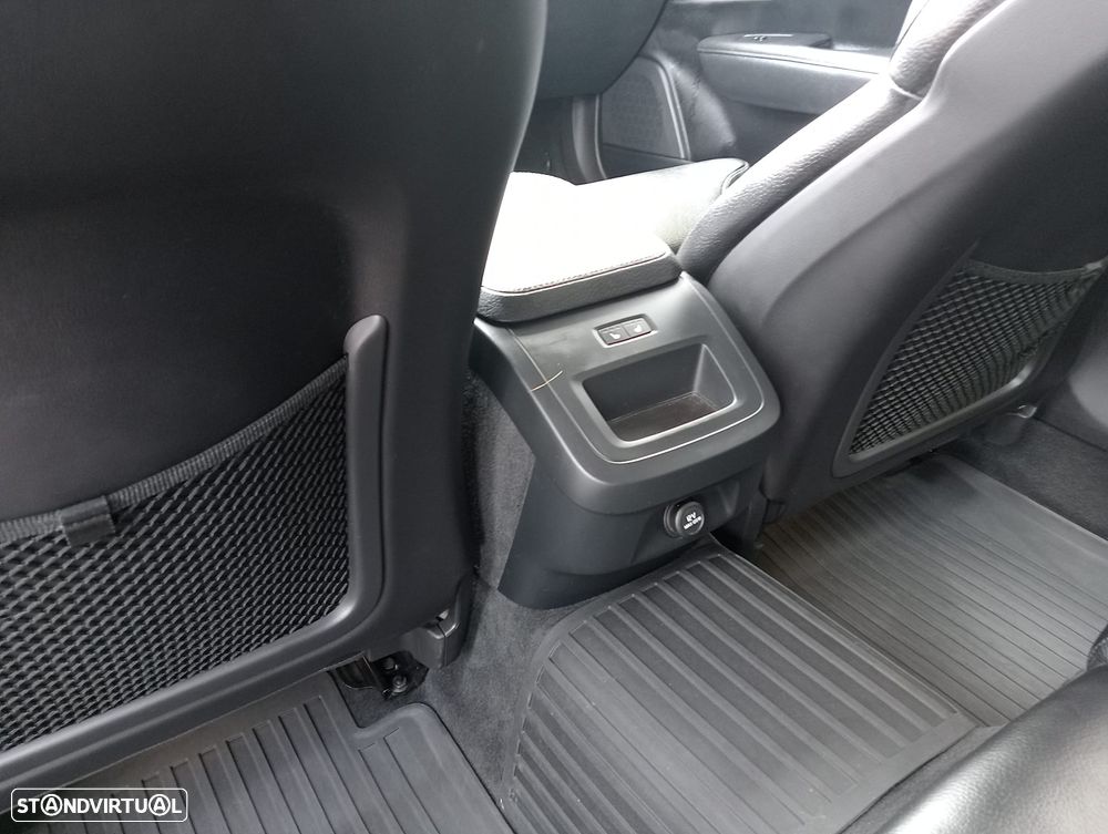 Volvo V90 D5 AWD Geartronic Momentum Pro - 19