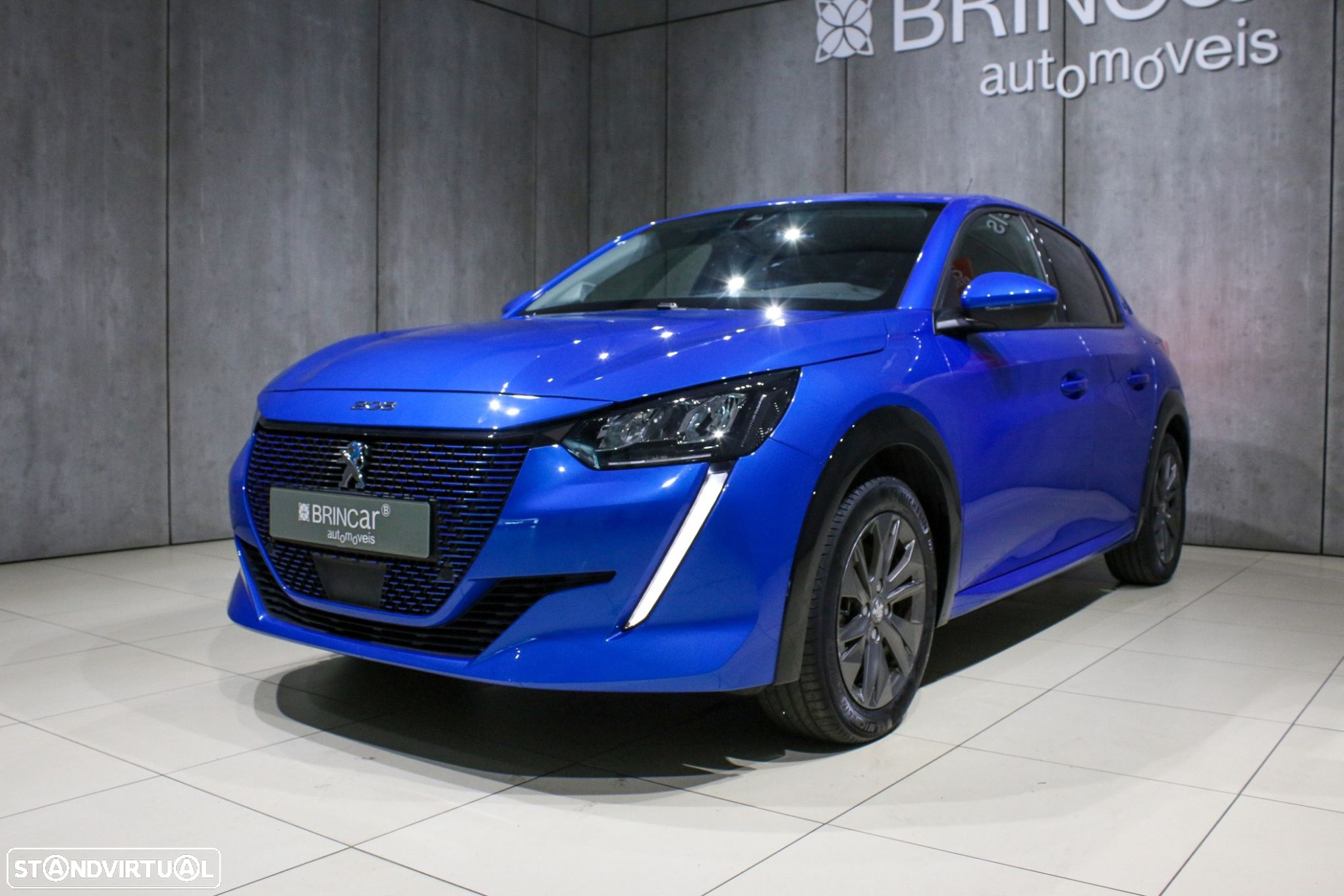 Peugeot e-208 Allure - 11