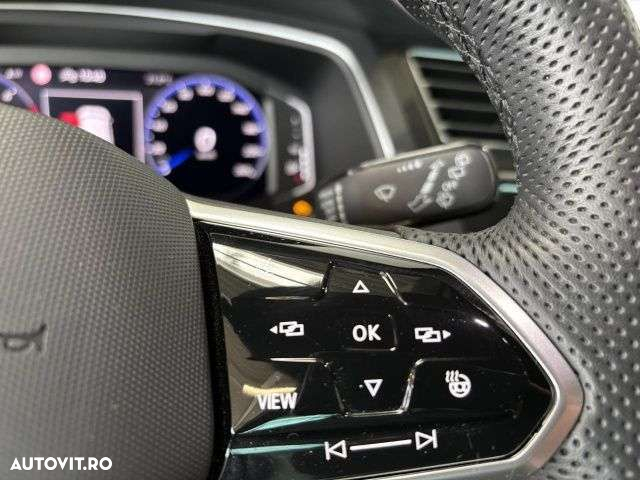 Volkswagen Tiguan - 12