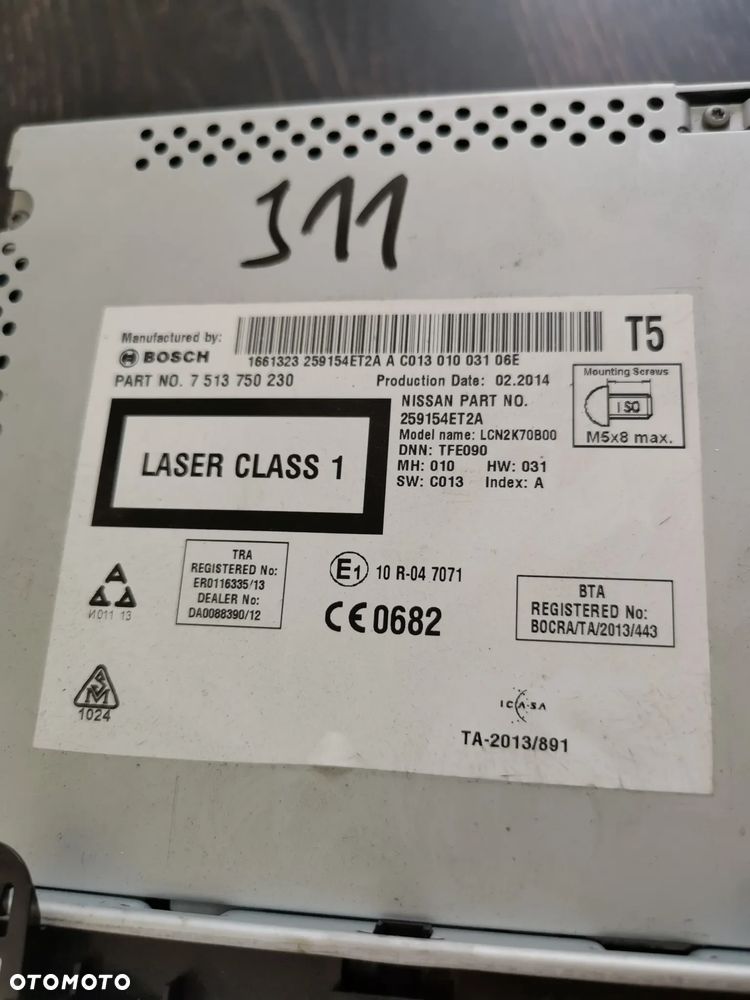 Radio do Nissan Qashqai J11 7 513 750 230 - 5