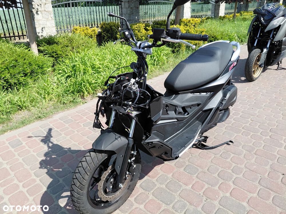 Aprilia SR - 1