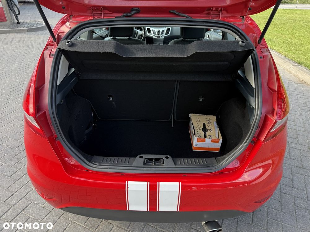 Ford Fiesta 1.6 Ti-VCT Sport - 36