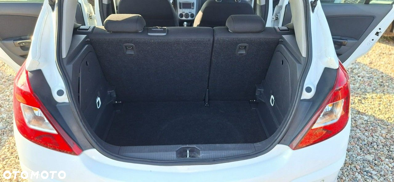 Opel Corsa - 11