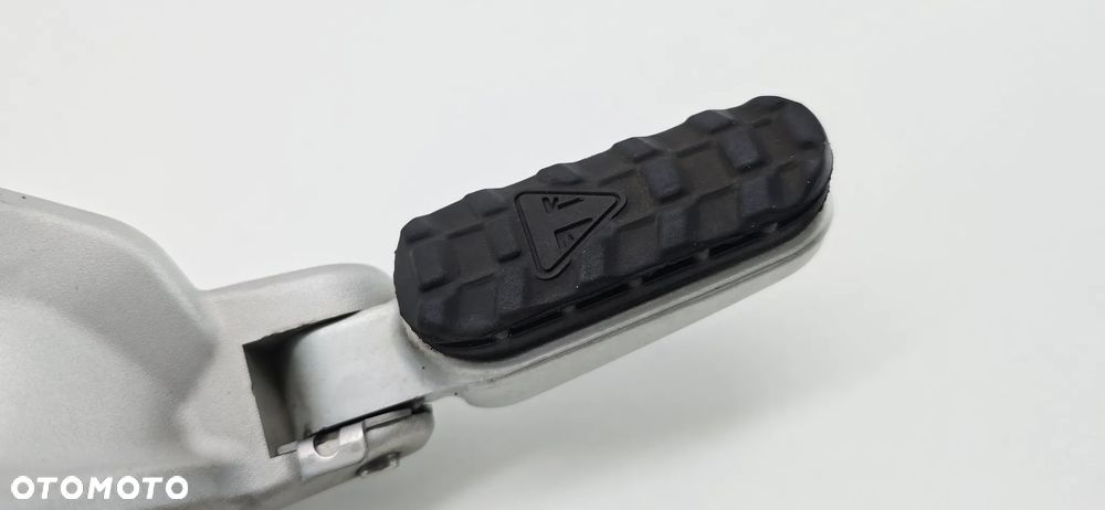 Podnozek Prawy Tyl Set Pasazera  Triumph Tiger 1200 Rally 22- - 8