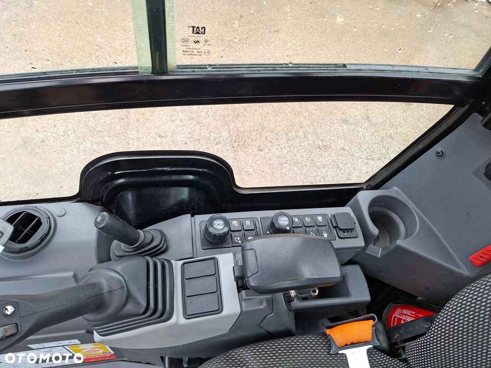 Caterpillar 301.6 05A - 27