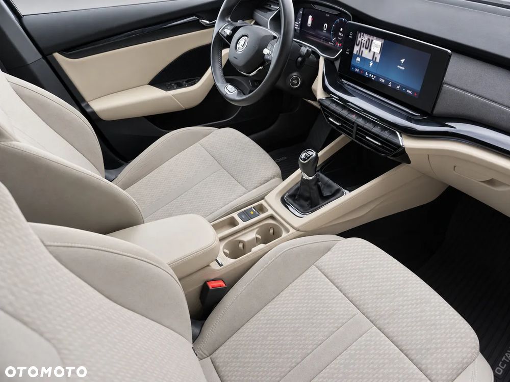 Skoda Octavia 1.5 TSI ACT Style - 37
