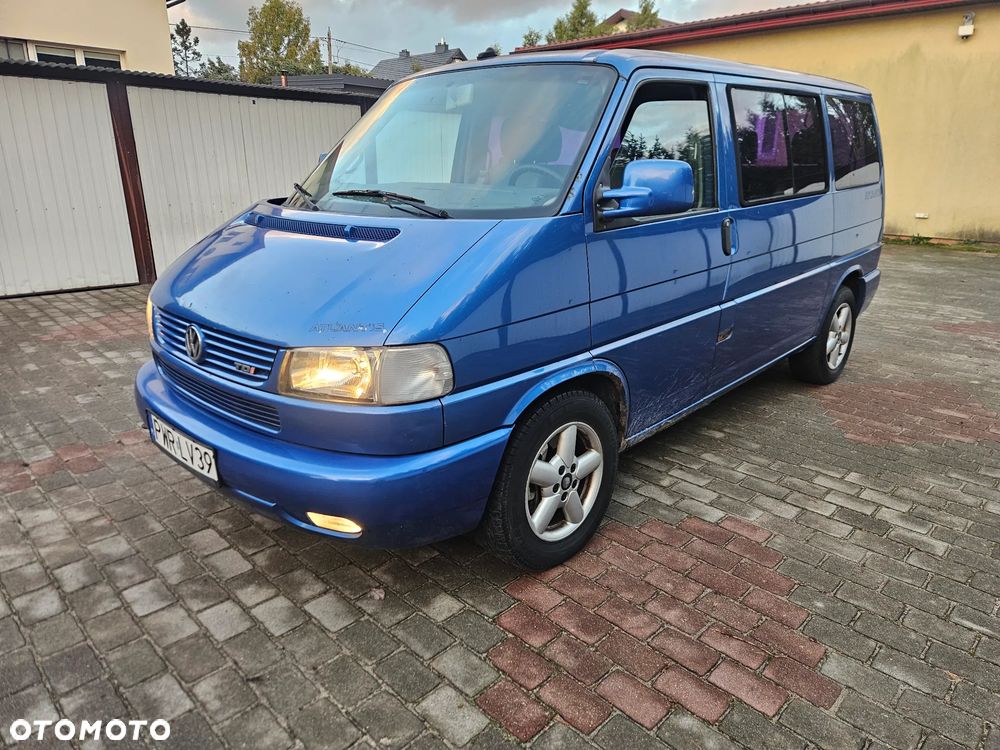 Volkswagen Multivan Standard - 2