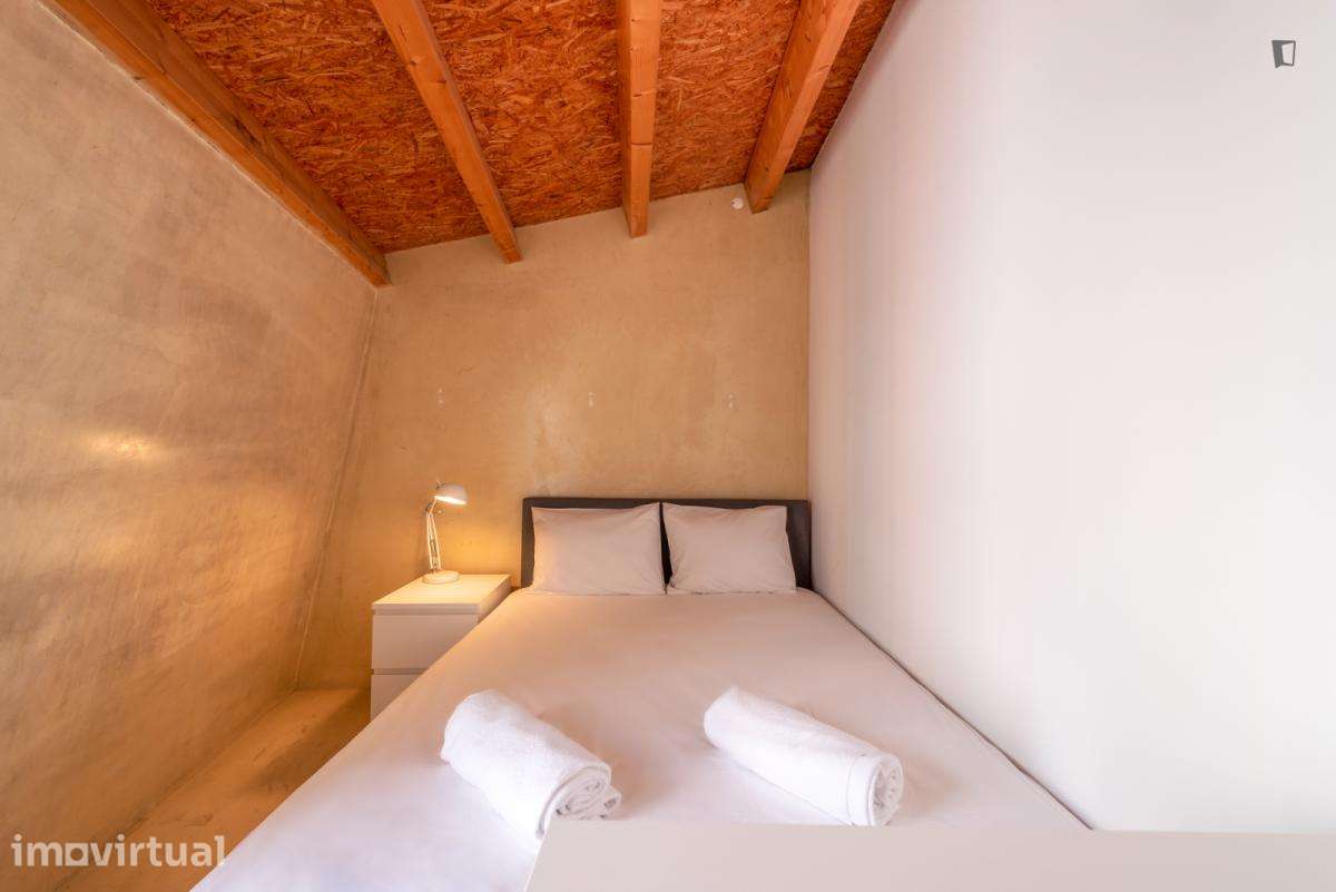 Quarto - localizado em São Bento Lisbon - Grande imagem: 2/12
