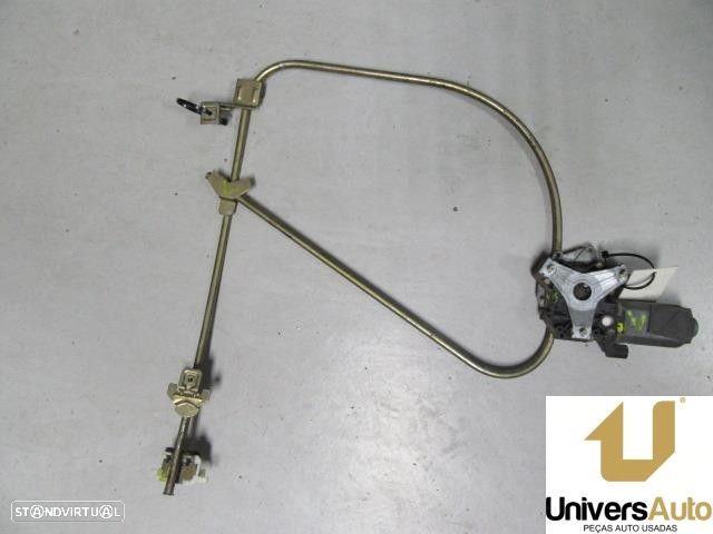 ELEVADOR FRENTE DIREITO RENAULT 19 1.7- 16 V - 1