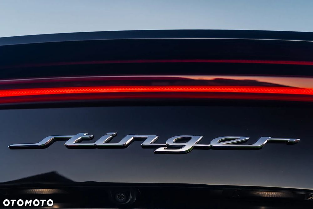 Kia Stinger 3.3 T-GDI V6 GT AWD - 26