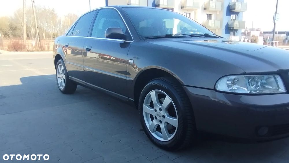 Audi A4 Limousine - 26