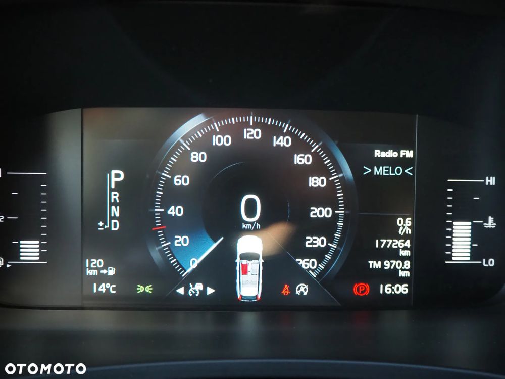 Volvo V90 Cross Country D4 AWD - 18